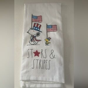 Rae Dunn x Peanuts Towel